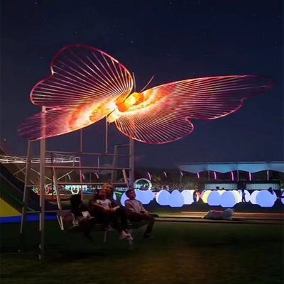流光溢彩，蝶舞秋千 创意互动装置点亮夜游新体验